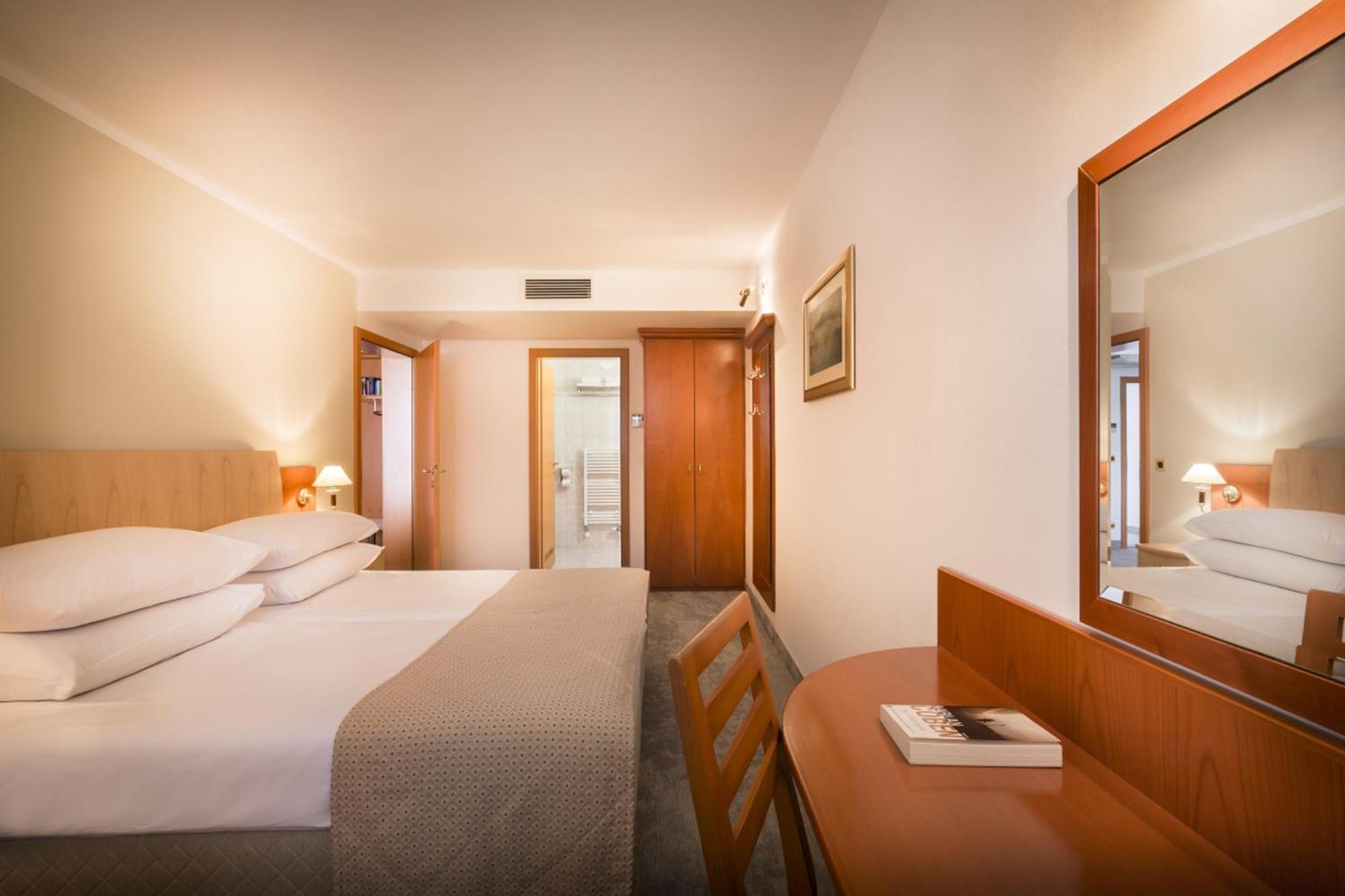 Sunny Baska Residence By Valamar, Ex Zvonimir Baška Quarto foto